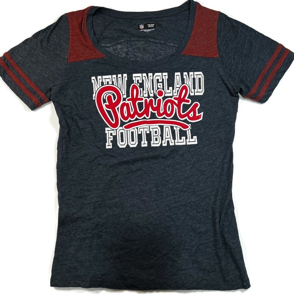 New England Patriots T-Shirt Womens Large Blue Short Sleeve Scoop Neck NFL Team